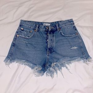 Zara cutoff high waisted denim shorts